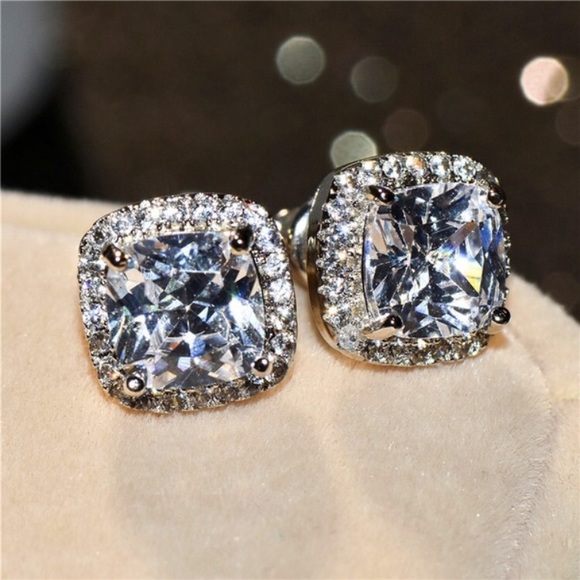 Silver CZ diamond earrings - Picture 4 of 7
